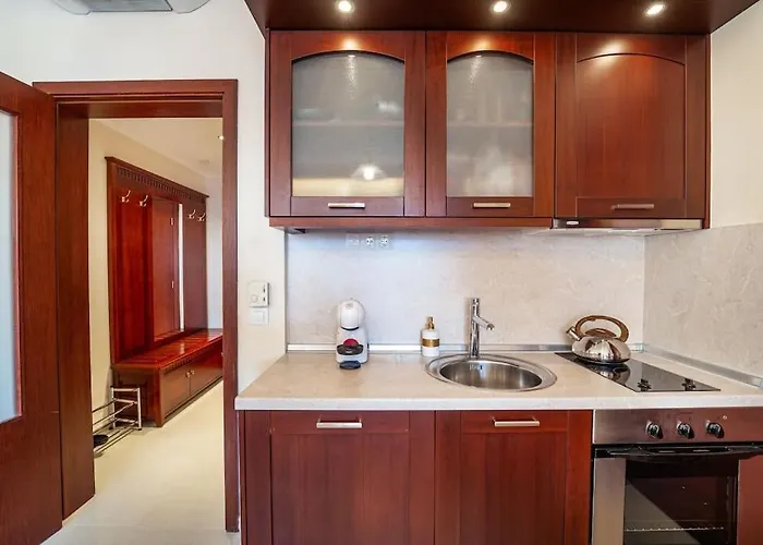 Lift Delight Apartment